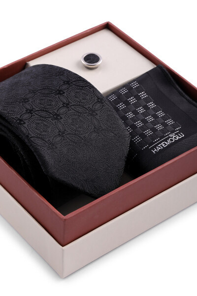 Siyah Üçlü Yaka Rozeti Kravat Mendil Set - 3