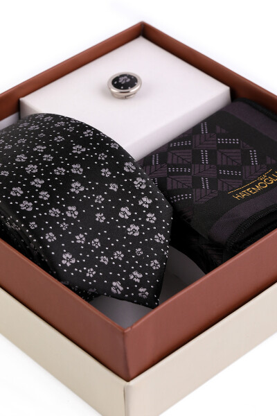 Siyah Üçlü Yaka Rozeti Kravat Mendil Set - 3