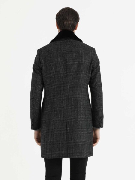 Siyah Kürklü Palto - 5