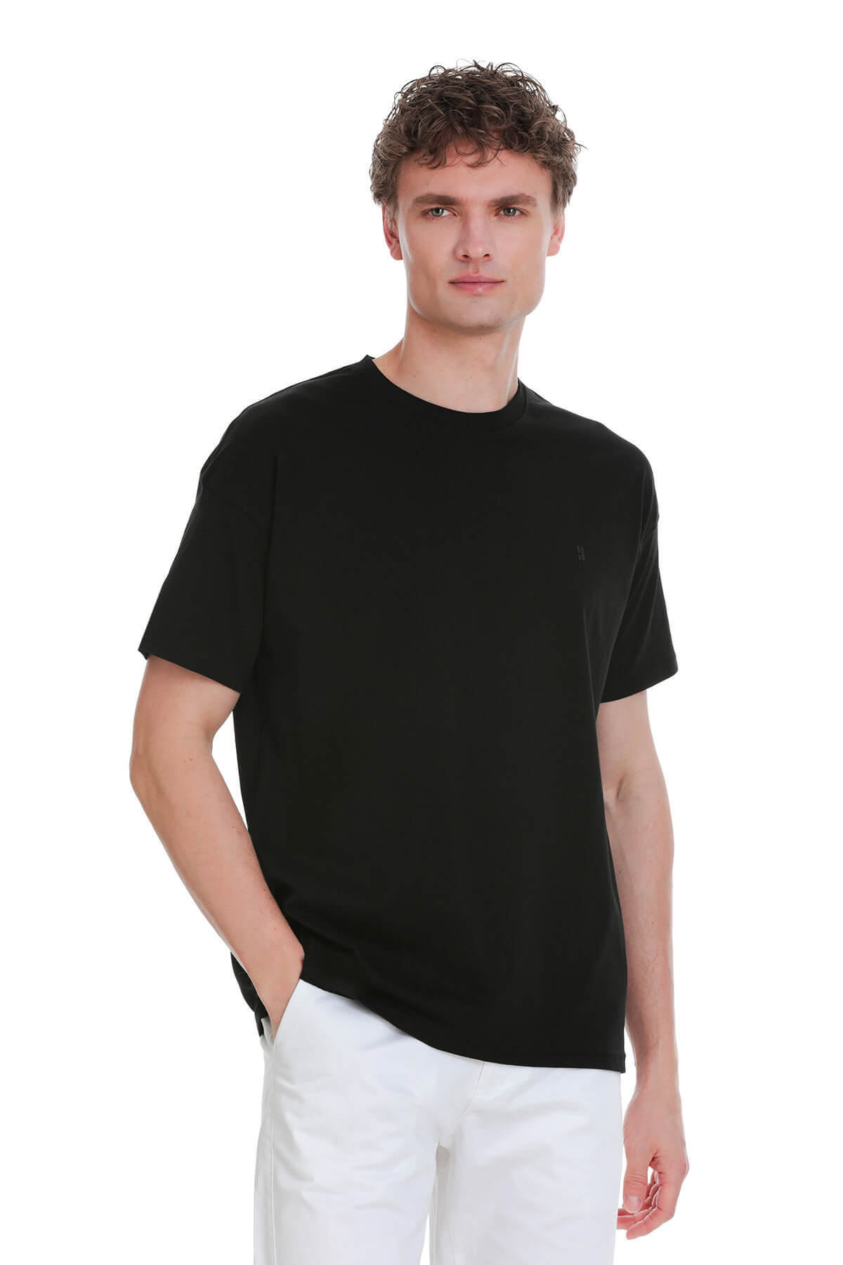 Siyah Regular Fit 100% Pamuk Bisiklet Yaka Oversize Tişört - 1