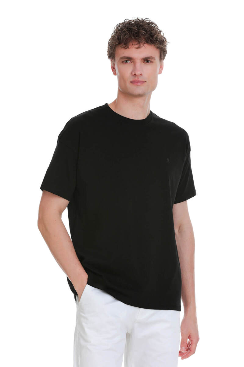 Siyah Regular Fit 100% Pamuk Bisiklet Yaka Oversize Tişört - HTML