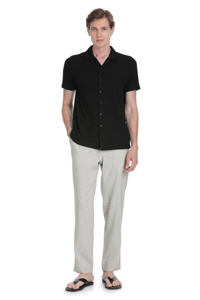 Siyah Regular Fit Apaş Yaka Gömlek - 2