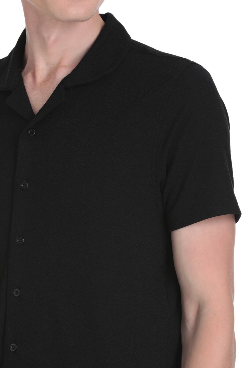 Siyah Regular Fit Apaş Yaka Gömlek - Saykı (1)