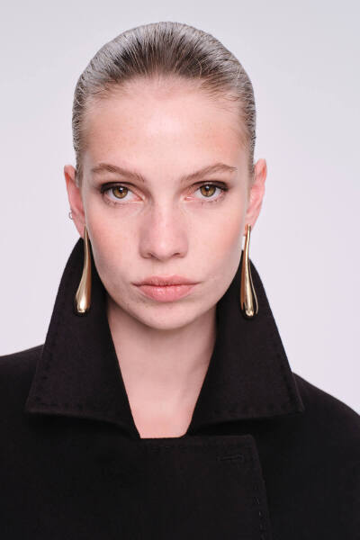 Saykı Woman Siyah Regular Fit Bebe Yaka Kaşmir Manto - 2