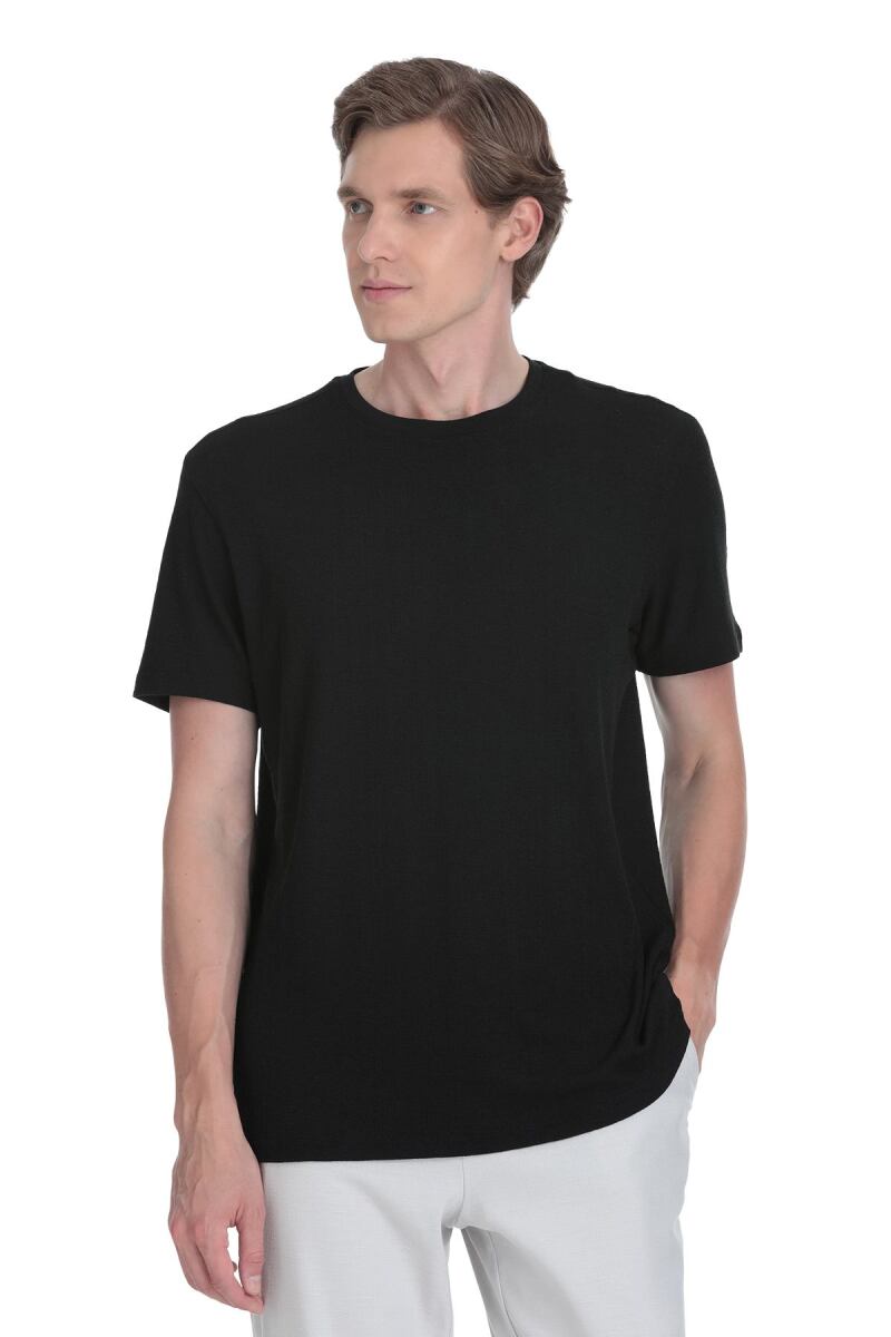 Siyah Regular Fit Bisiklet Yaka Tişört - Hatemoğlu (1)