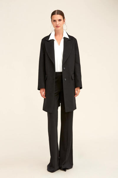 Saykı Woman Siyah Regular Fit Ceket Yaka Kaşe Oversize Manto - 1