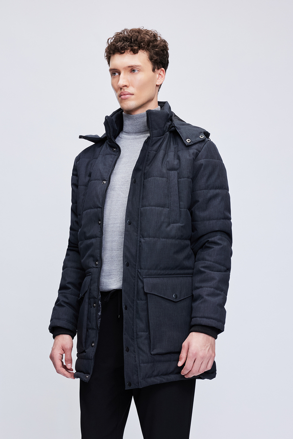 Siyah Regular Fit Hakim Yaka Desenli Kapitone Uzun Kapüşonlu Mont - Hatemoğlu (1)