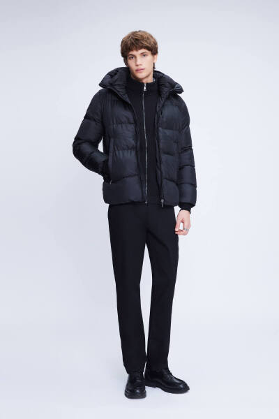 Siyah Regular Fit Hakim Yaka Kapüşonlu Şişme Mont - 2