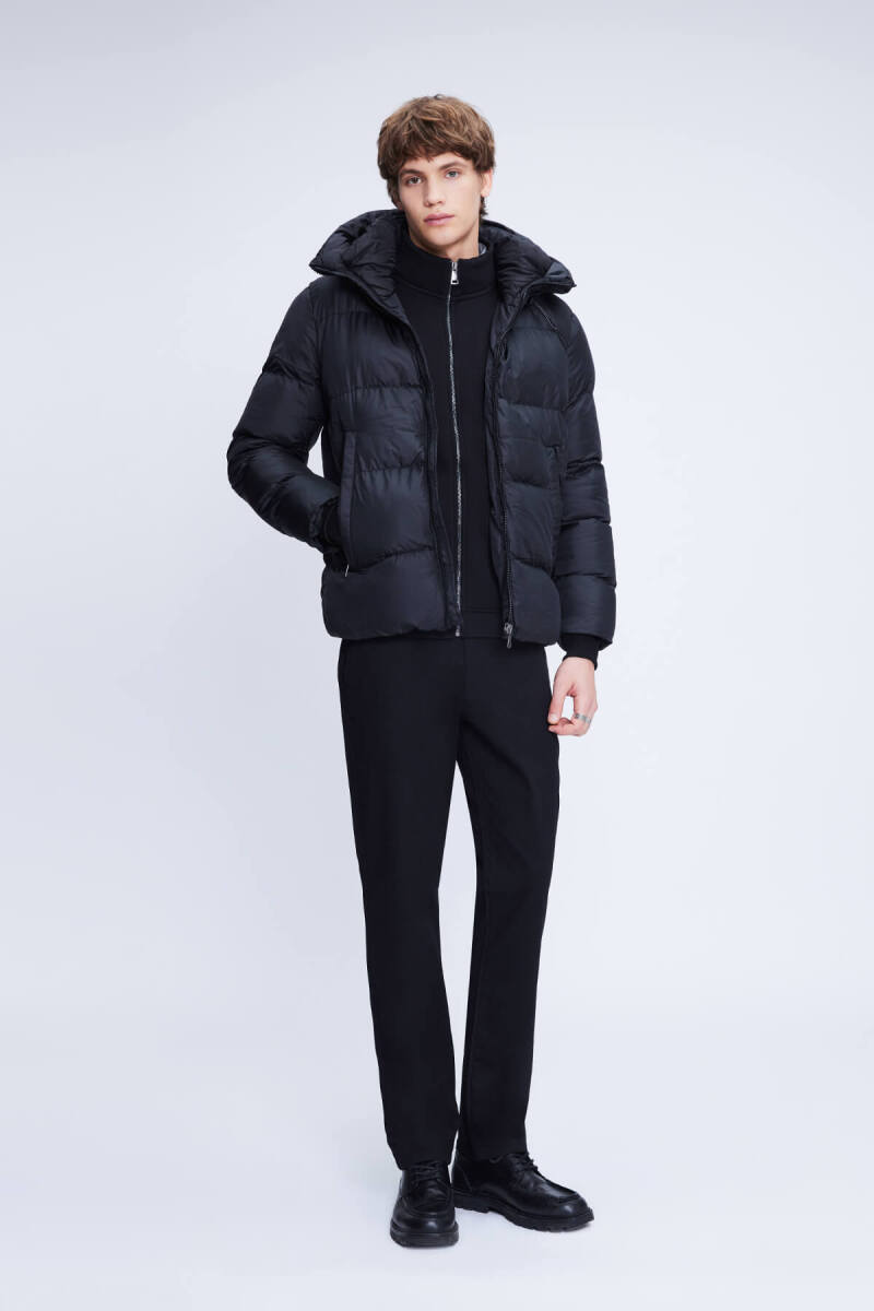 Siyah Regular Fit Hakim Yaka Kapüşonlu Şişme Mont - Hatemoğlu (1)