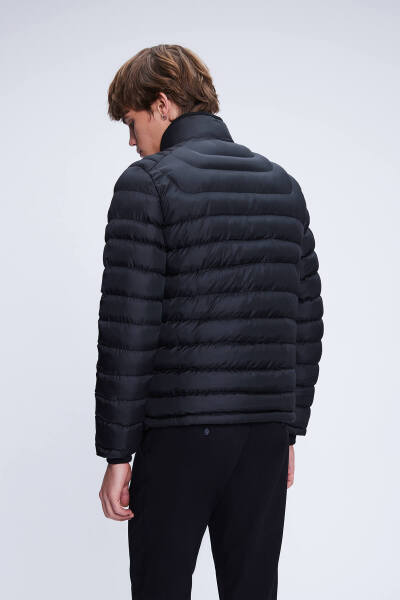 Siyah Regular Fit Hakim Yaka Şişme Mont - 5