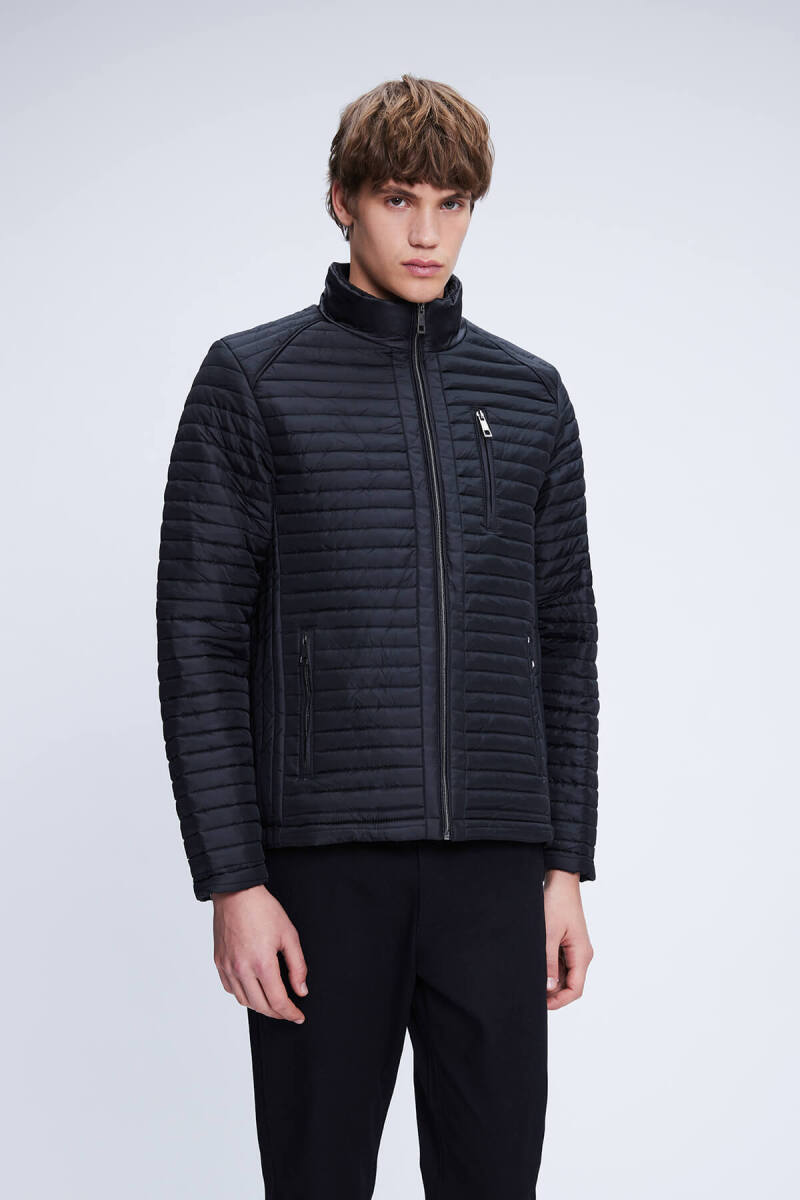 Siyah Regular Fit Hakim Yaka Şişme Mont - Hatemoğlu