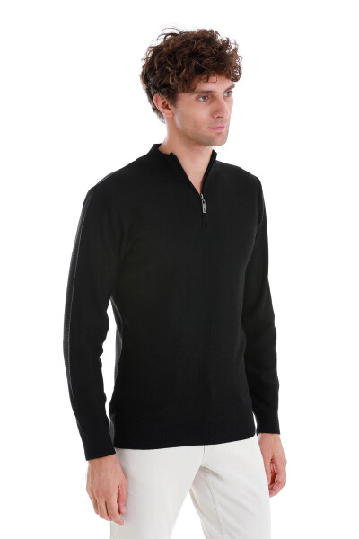 Siyah Regular Fit Jakarlı Yarım Balıkçı Yaka Fermuarlı Yünlü Triko Kazak - 3
