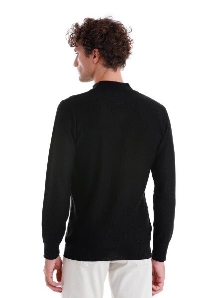 Siyah Regular Fit Jakarlı Yarım Balıkçı Yaka Fermuarlı Yünlü Triko Kazak - 6