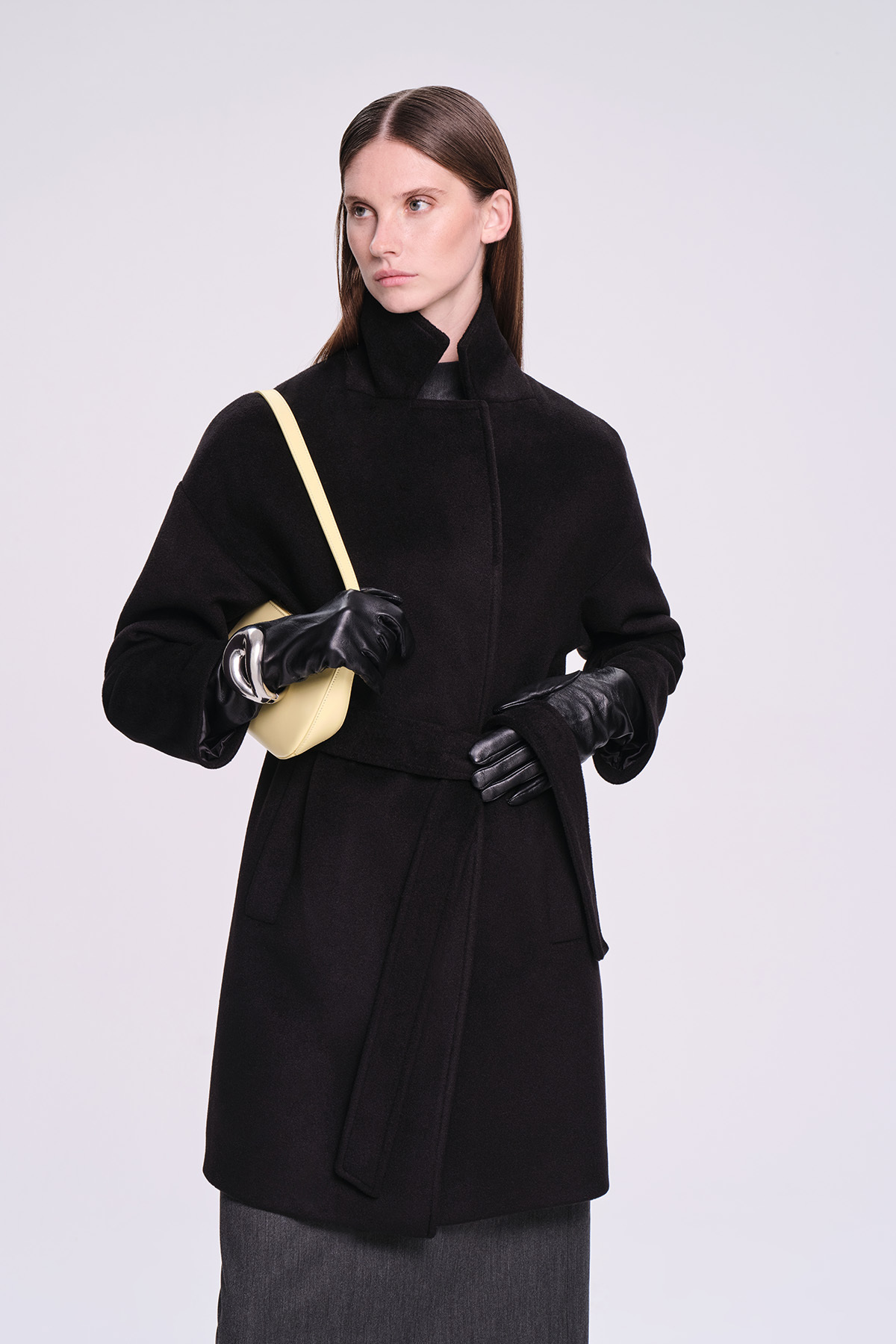 Saykı Woman Siyah Regular Fit Mono Yaka Manto - 3