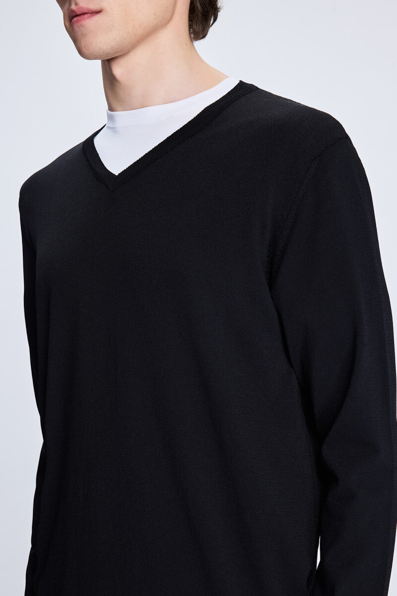 Siyah Regular Fit V Yaka Rayon Kazak - Hatem Saykı (1)