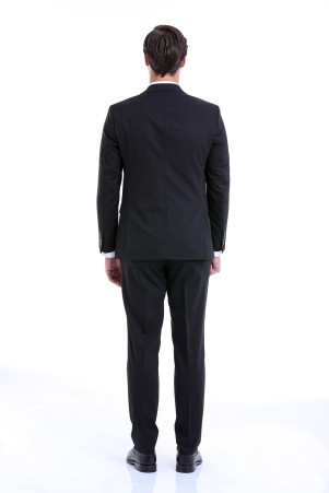 Siyah Comfort Fit Düz Sivri Yaka Klasik Takım Elbise - Thumbnail