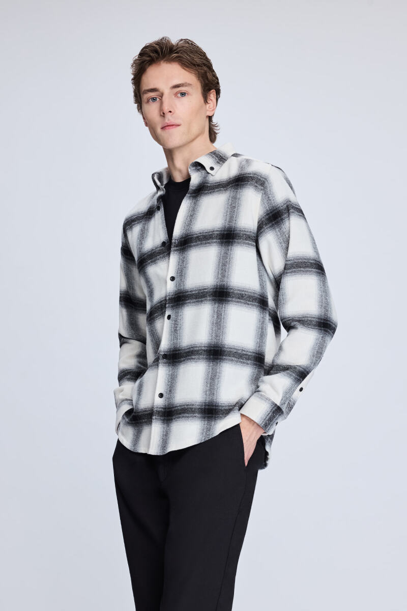 Siyah Slim Fit Kareli Düğmeli Yaka Uzun Kollu Pamuklu Gömlek - Hatemoğlu (1)