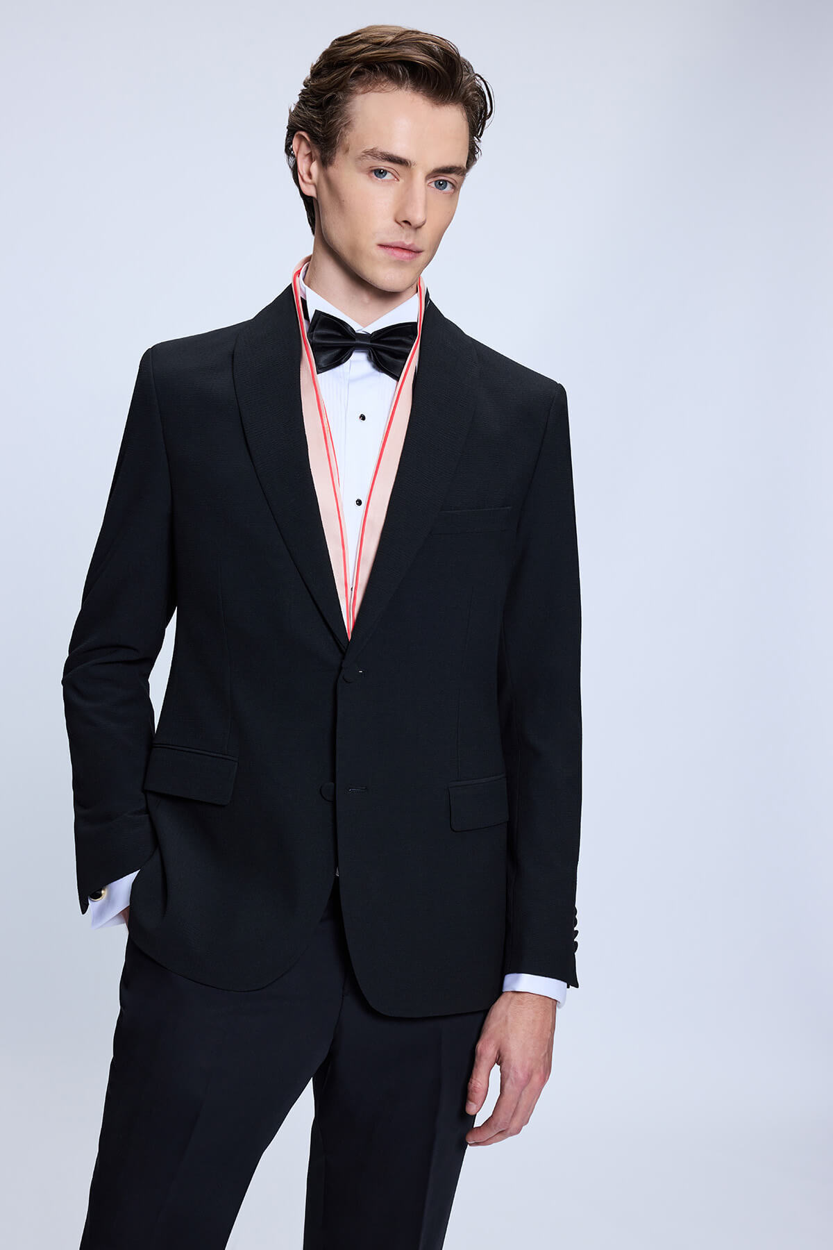 Siyah Slim Fit Sivri Yaka Damatlık - 3
