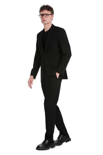 Siyah Slim Fit Sivri Yaka Klasik Takım Elbise - 5