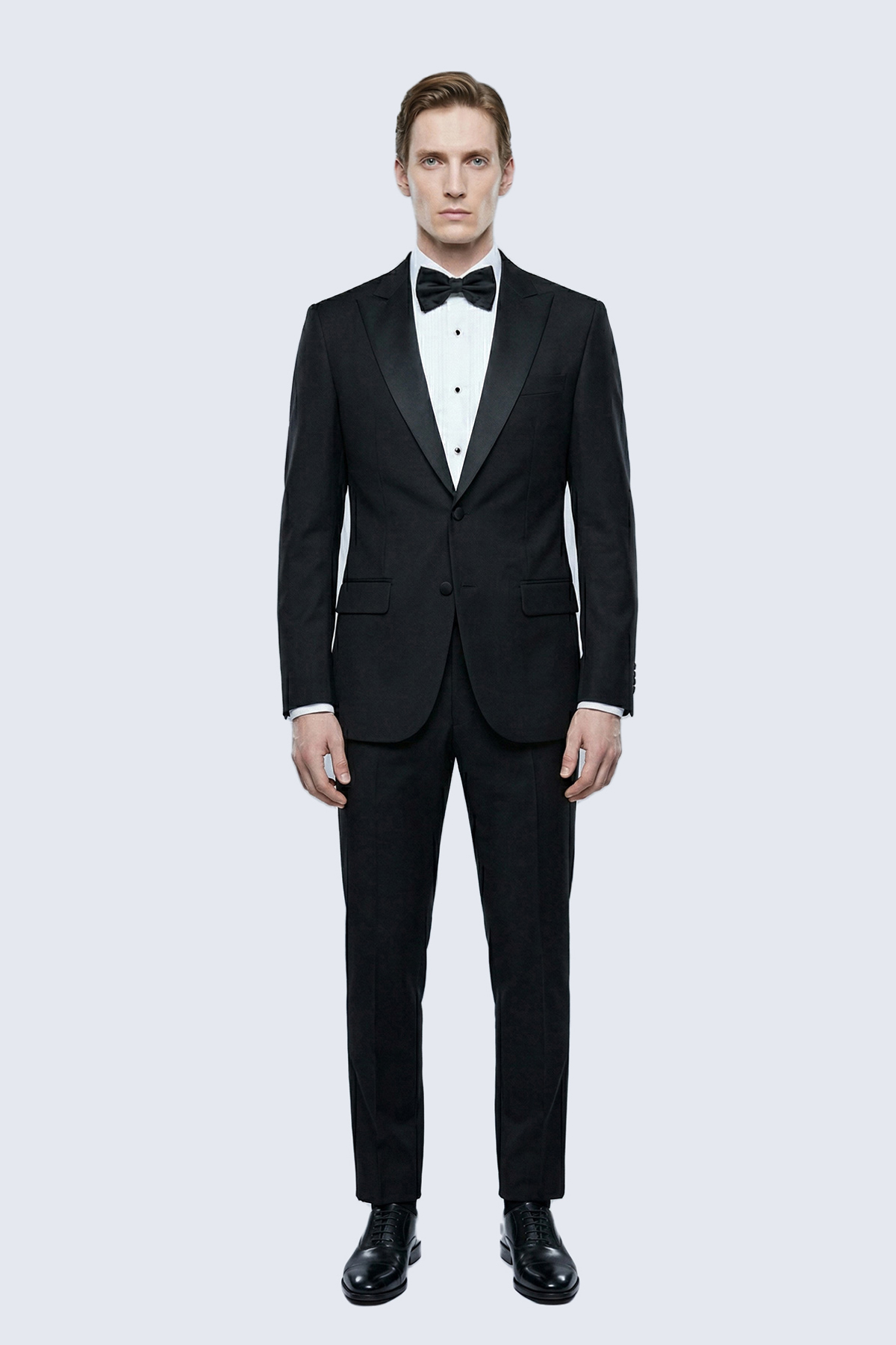 Siyah Slim Fit Sivri Yaka Klasik Takım Elbise - 1