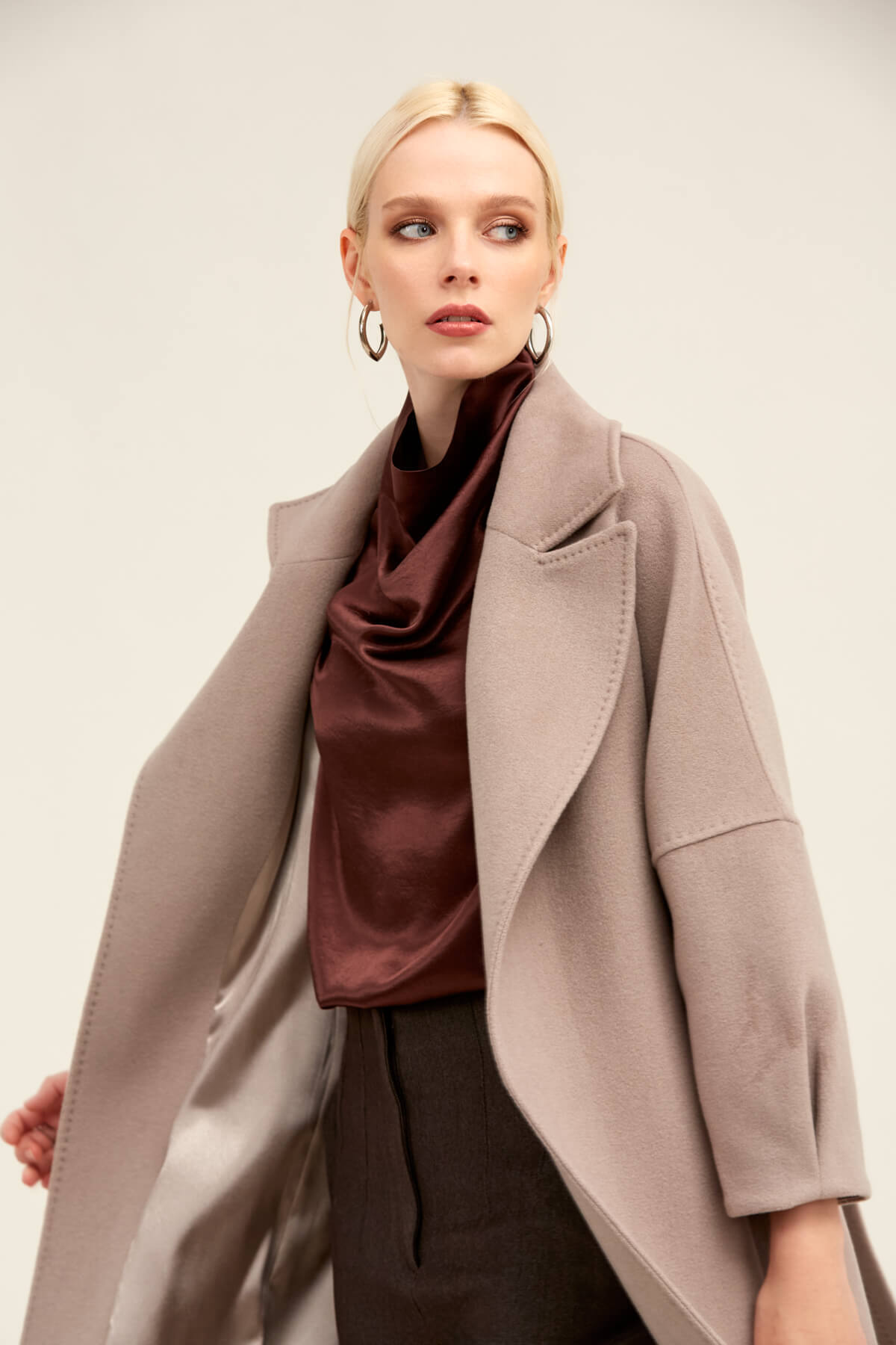 Saykı Woman Taş Regular Fit Ceket Yaka Kaşe Yünlü Oversize Manto - 7