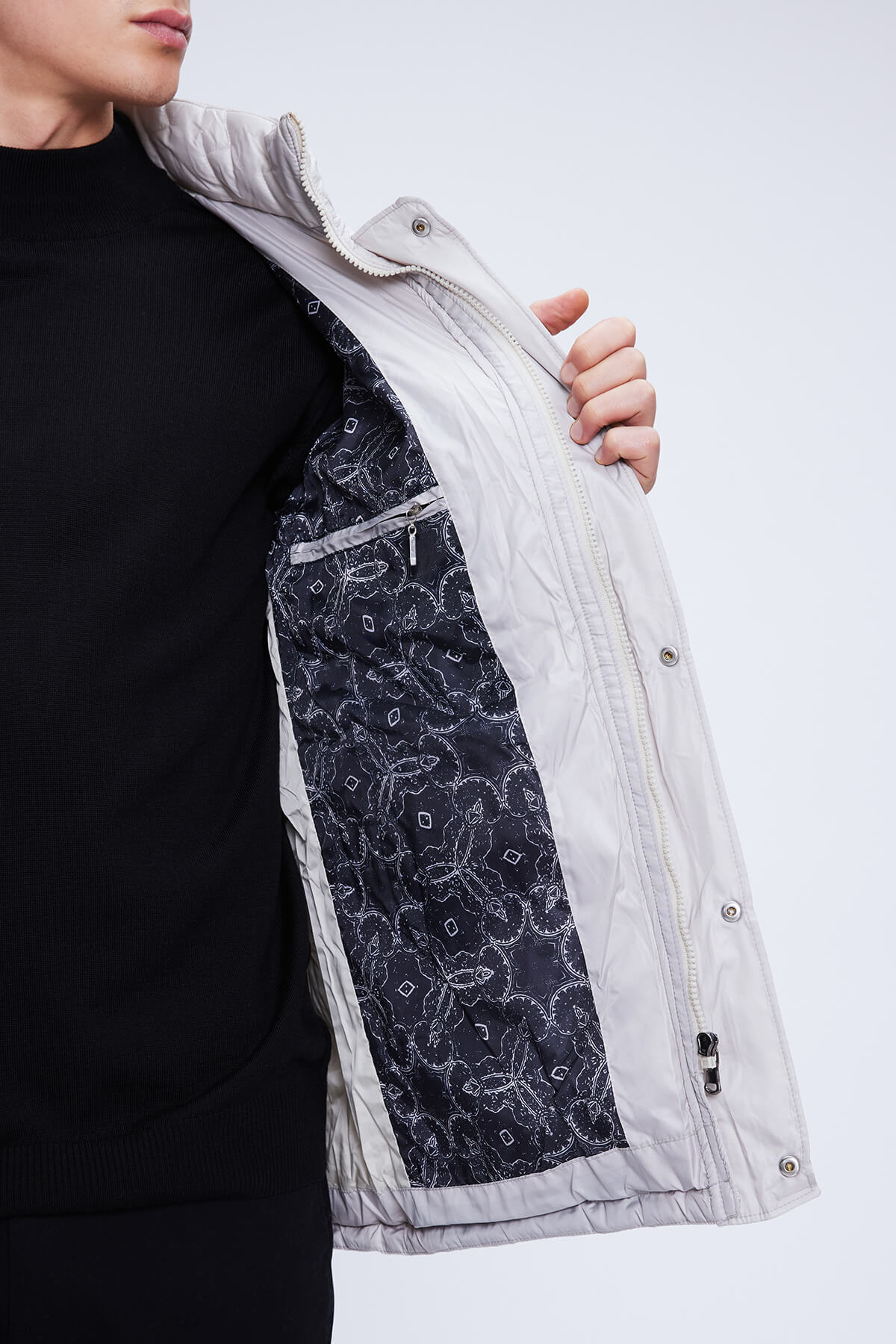 Taş Regular Fit Hakim Yaka Kapitone Mont - 4