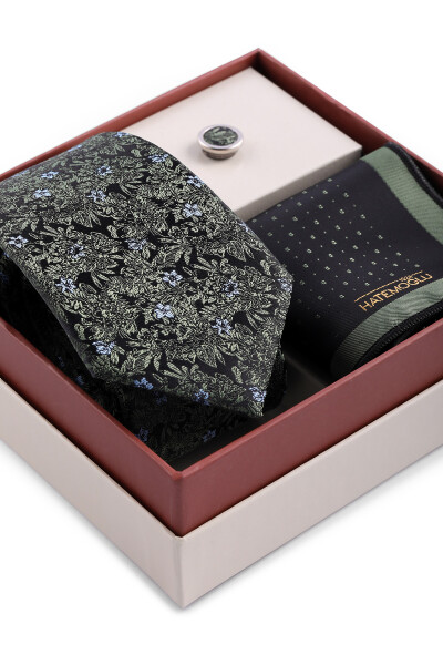 Yeşil Üçlü Yaka Rozeti Kravat Mendil Set - 3