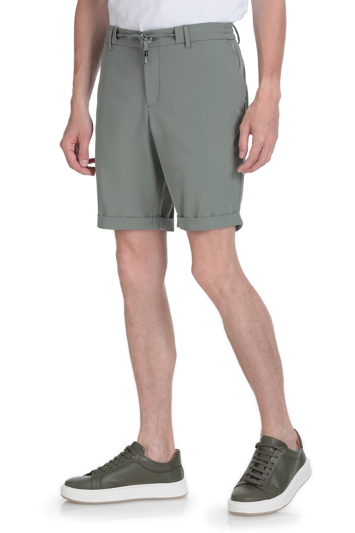 Yeşil Rahat Kesim Yandan Cepli Şort - 3