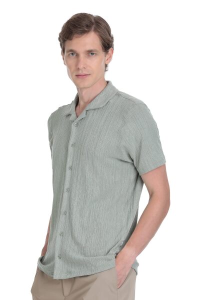 Yeşil Regular Fit Apaş Yaka Gömlek 