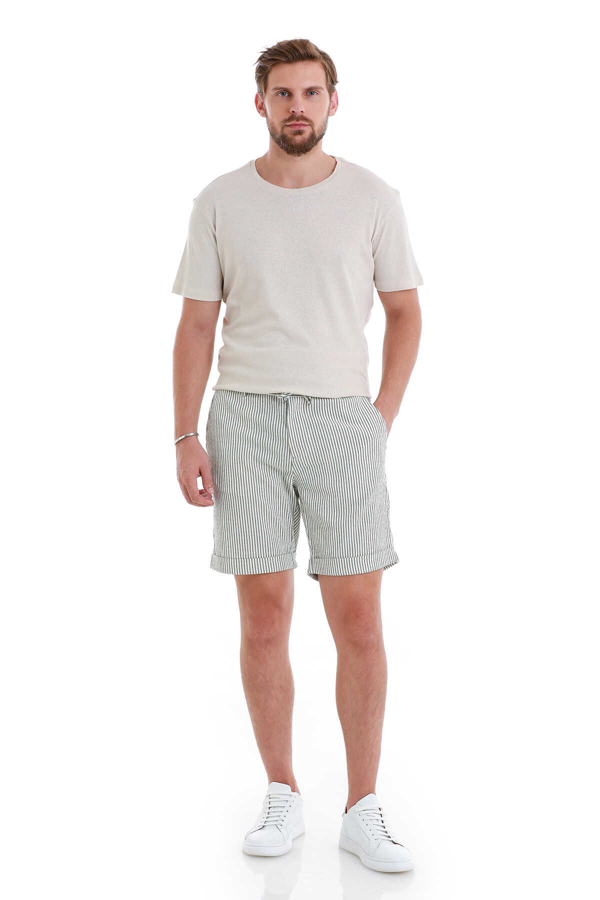 Yeşil Regular Fit Çizgili Yandan Cepli Şort - 2