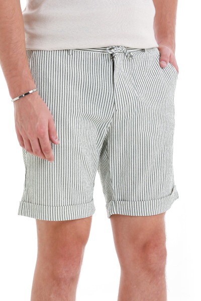 Yeşil Regular Fit Çizgili Yandan Cepli Şort - 5