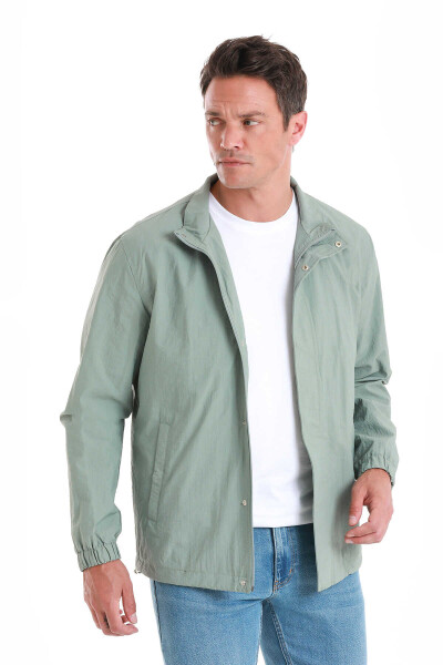 Yeşil Slim Fit Düz Dik Yaka Mevsimlik Mont - 5