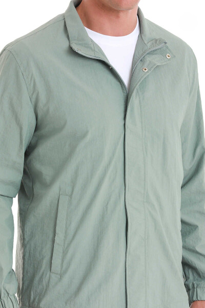 Yeşil Slim Fit Düz Dik Yaka Mevsimlik Mont - 7